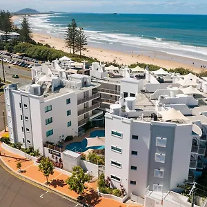 https://grand-palais-beachside-resort.hotelssunshinecoast.net